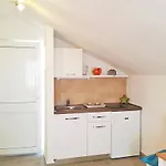 Jaz * Rogoznica (Sibenik-Knin)