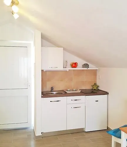 Jaz * רוגוזניצה